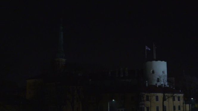 Rīgas pils Zemes stundas laikā satumst