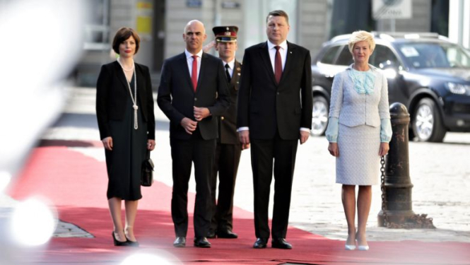 Valsts prezidenta Raimonda Vējoņa paziņojums pēc tikšanās ar V. E. Šveices Konfederācijas prezidentu Alēnu Bersē