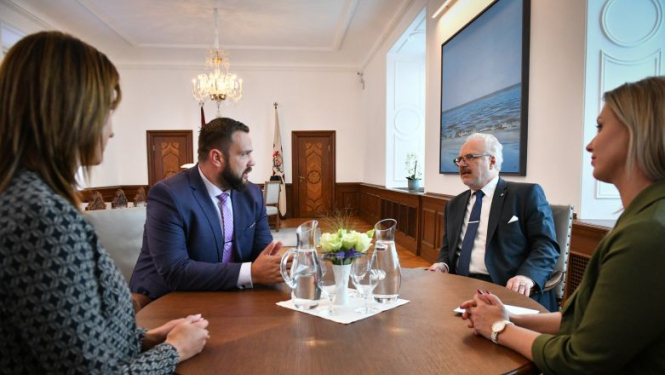 Valsts prezidents uzsver atbalsta nozīmi vidējiem un mazajiem lauksaimniekiem