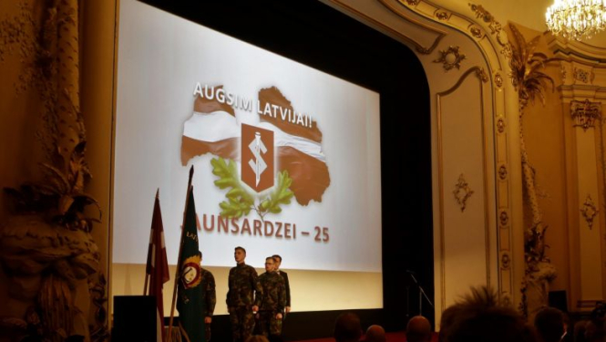 Valsts prezidents sveic Jaunsardzi 25. gadadienā