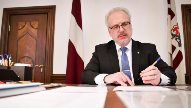 Valsts prezidents izsludina “Rīgas domes atlaišanas likumu”