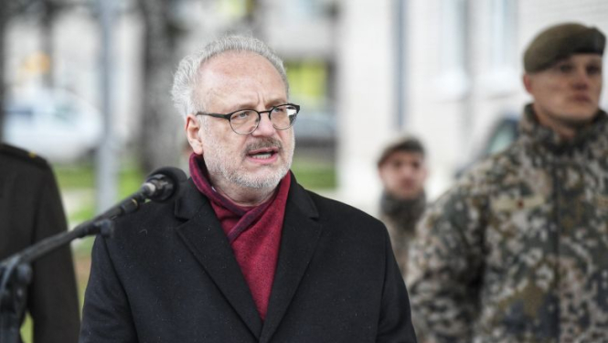 Valsts prezidenta Egila Levita uzruna Sauszemes spēku Mehanizētās kājnieku brigādes Kaujas nodrošinājuma bataljona karoga svinīgajā iesvētīšanas un pasniegšanas ceremonijā