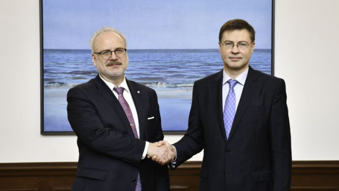 Valsts prezidenta Egila Levita tikšanās ar Eiropas Komisijas izpildviceprezidentu Valdi Dombrovski