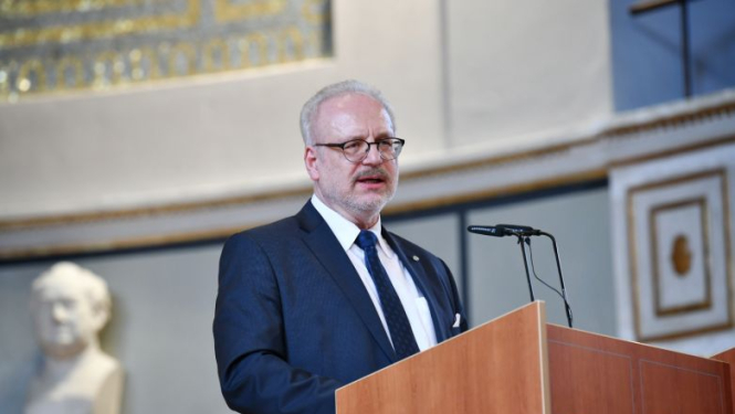 Valsts prezidents lekcijā Vācijas studentiem uzsver “brīvas gribas” nozīmi digitālajā laikmetā