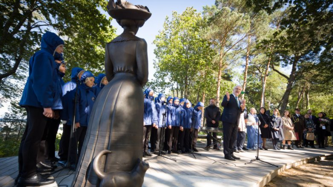 Valsts prezidenta Egila Levita uzruna, atklājot vides objektu “Aspazija kāpās”