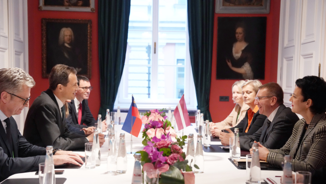 Valsts prezidents ar Lihtenšteinas kroņprinci pārrunā sadarbību Krievijas atbildības nodrošināšanā