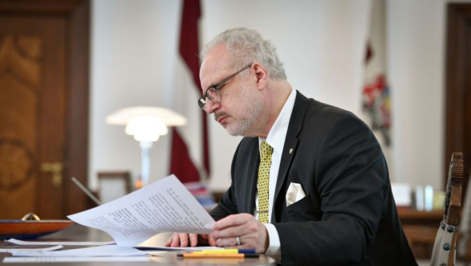 Valsts prezidents izsludina valsts budžeta paketi, bet norāda uz būtiskiem tās trūkumiem