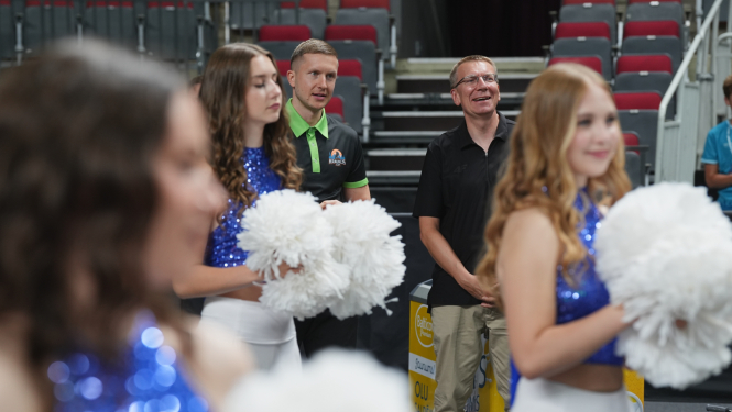 Valsts prezidents piedalās Alfrēda Kraukļa piemiņas basketbola turnīru puišiem un meitenēm apbalvošanas ceremonijā