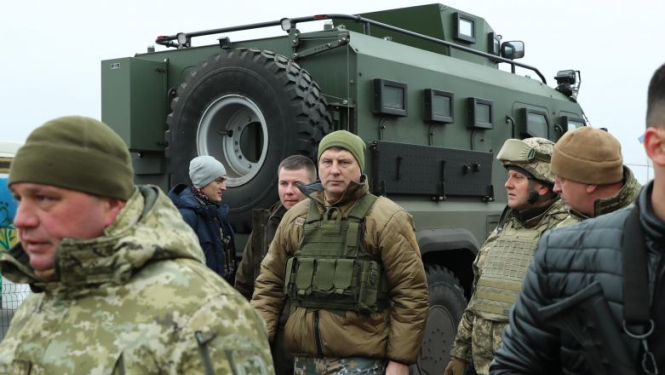 Valsts prezidents Raimonds Vējonis apmeklē Austrumukrainu