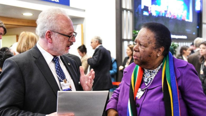 E. Levits iesniedz piedāvājumu Dienvidāfrikas prezidentam par tiesisko sadarbību krimināllietās