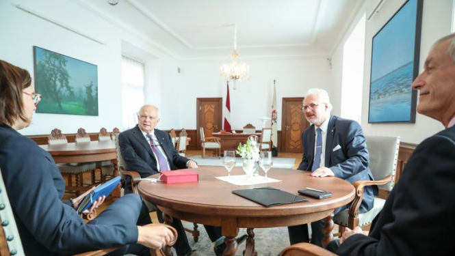 “Delnas” padomes priekšsēdētājs sarunā ar Valsts prezidentu runā par atbildīgas atklātības veicināšanu