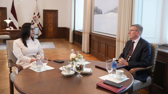 Valsts prezidents Edgars Rinkēvičs tiekas ar Saeimas frakcijas “Stabilitātei” priekšsēdētāju Svetlanu Čulkovu