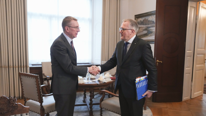 Valsts prezidents aicina finanšu ministru nekavēties ar publisko iepirkumu sistēmas pārskatīšanu