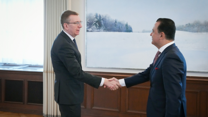 10.03.2025. Valsts prezidenta Edgara Rinkēviča tikšanās ar veselības ministru Hosamu Abu Meri