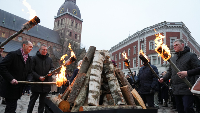 Valsts prezidenta Edgara Rinkēviča dalība 1991. gada barikāžu atceres ugunskura iedegšanā