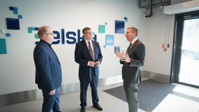 03.02.2026. Valsts prezidents Edgars Rinkēvičs apmeklē uzņēmumu SIA “Delska Latvia”