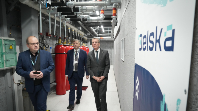 Valsts prezidents Edgars Rinkēvičs apmeklē uzņēmumu SIA “Delska Latvia”