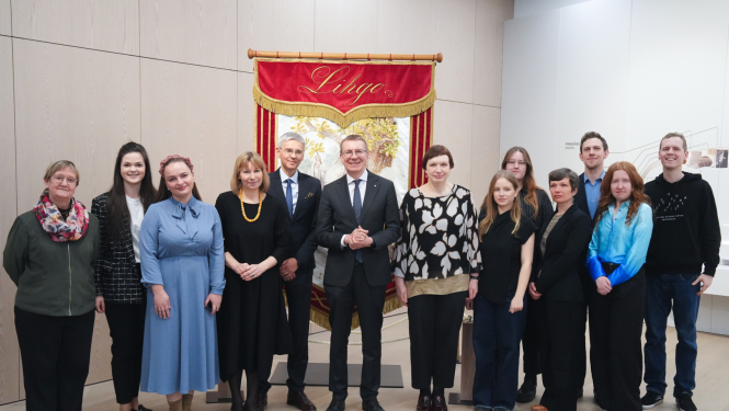 Valsts prezidenta Edgara Rinkēviča Latvijas Nacionālā rakstniecības un mūzikas muzeja ekspozīcijas "Dziesmusvētku telpa" apmeklējums