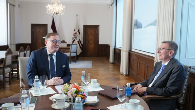 30.05.2025. Valsts prezidenta Edgara Rinkēviča tikšanās ar Latvijas Bankas prezidentu Mārtiņu Kazāku