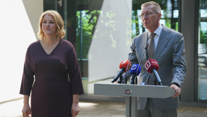 Valsts prezidenta un Ministru prezidentes preses konference Jūrmalas rezidencē