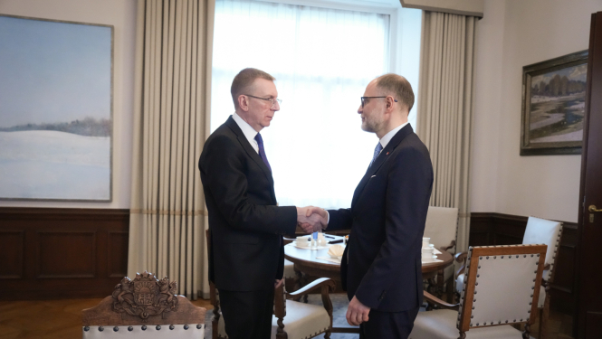 Valsts prezidenta Edgara Rinkēviča tikšanās ar aizsardzības ministru Andri Sprūdu