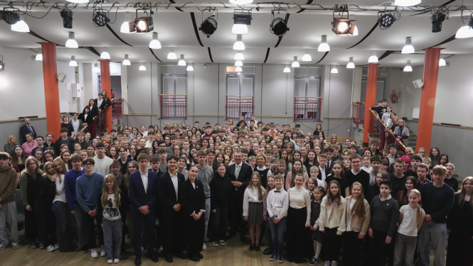 Rīgas Teikas vidusskolas apmeklējums