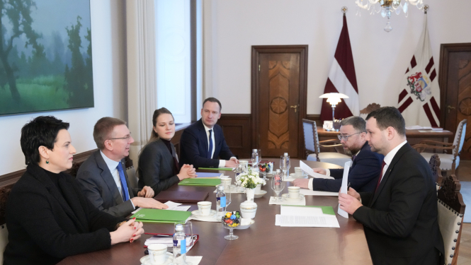 Valsts prezidenta Edgara Rinkēviča tikšanās ar labklājības ministru Reini Uzulnieku