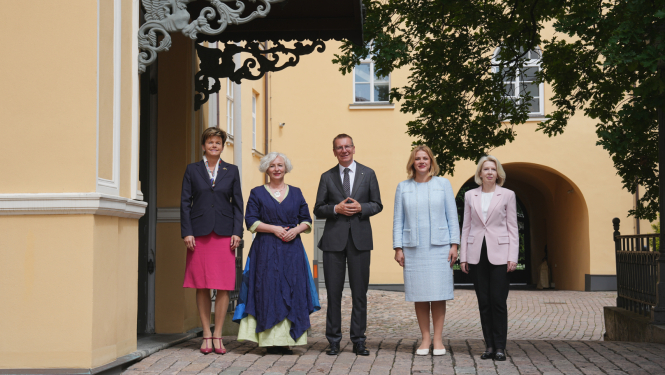 Valsts prezidents tiekas ar Latvijas ārpolitikas īstenošanā iesaistītajām valsts augstākajām amatpersonām