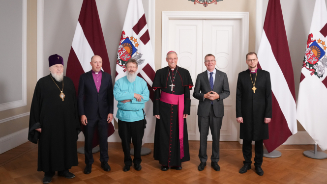 Valsts prezidents tiekas ar lielāko kristīgo konfesiju vadītājiem Latvijā