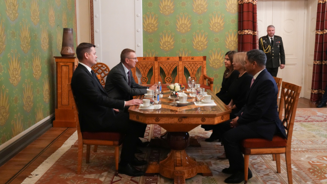 Ārkārtējo un pilnvaroto ārvalstu vēstnieku akreditācija