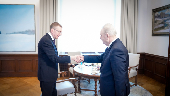 Valsts prezidenta Edgara Rinkēviča tikšanās ar Saeimas Sociālo un darba lietu komisijas priekšsēdētāju Andri Bērziņu