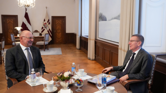 Valsts prezidenta Edgara Rinkēviča tikšanās ar Jūrmalas valstspilsētas domes priekšsēdētāju Jāni Lediņu