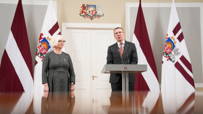 Valsts prezidenta Edgara Rinkēviča un Saeimas priekšsēdētājas Daigas Mieriņas preses konference