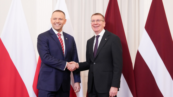 Valsts prezidents Edgars Rinkēvičs Rīgas pilī tiekas ar Polijas Republikas prezidentu Karolu Navrocki 