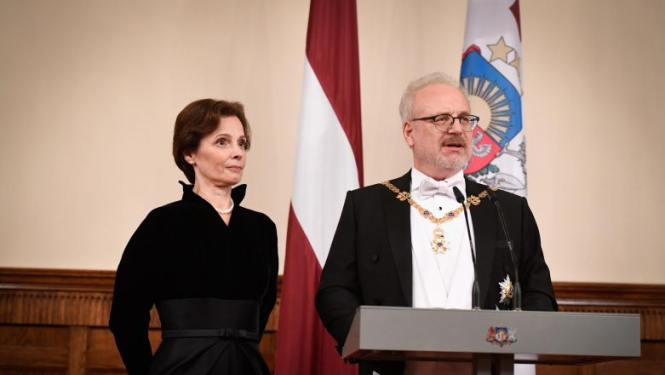 Valsts prezidenta Egila Levita apsveikums svinīgajā pieņemšanā par godu Latvijas Republikas proklamēšanas 101. gadadienai