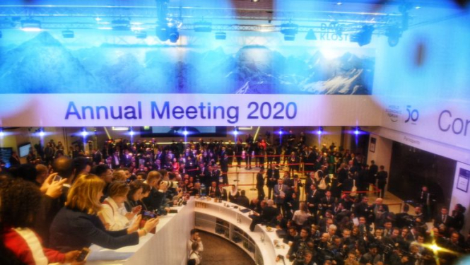 Davosas piezīmes: kapitālisma transformācija un demokrātiskās iniciatīvas