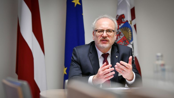 Valsts prezidents ar Islandes prezidentu pārrunā ekonomikas atveseļošanas iespējas