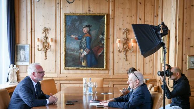 Valsts prezidents Berlīnē tiekas ar Eiropas lielākās preses izdevniecības mediju pārstāvjiem