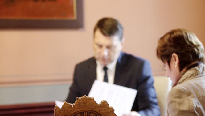 Valsts prezidents izskatījis 20 notiesāto personu apžēlošanas lūgumus