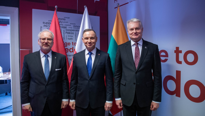 17.01.2023. Egils Levits, Andžejs Duda, Gitans Nausēda Davosā. Foto: Lietvuas prezidenta kanceleja. 