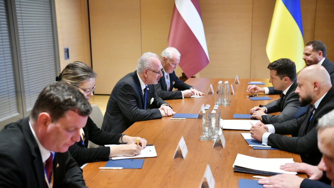 Valsts prezidents Egils Levits un Ukrainas prezidents Volodimirs Zelenskis