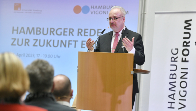 Egils Levits sniedz uzrunu