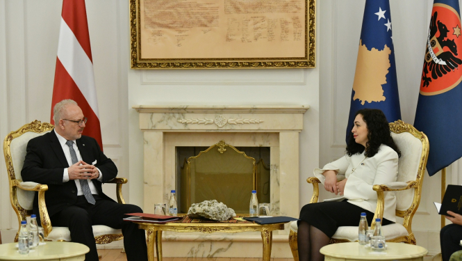 Egils Levits un Vjosa Osmani-Sadriu 