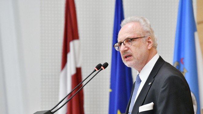 Egils Levits pie pults saka uzrunu