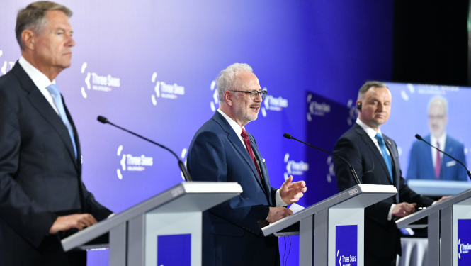 Rumānijas prezidents, Latvijas Valsts prezidents, Polijas prezidents preses konferencē