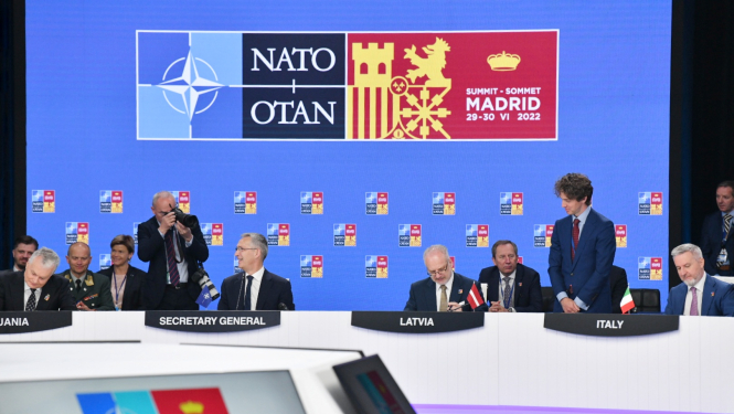 Valsts prezidents Egils Levits Madridē paraksta saistību vēstuli par NATO Inovāciju fonda izveidi