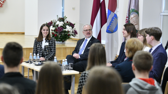 diskusija dalībnieki