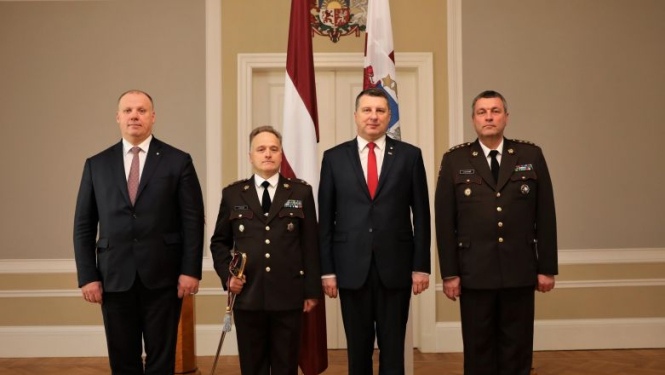Valsts prezidents svinīgā ceremonijā Rīgas pilī pasniedz brigādes ģenerāļa pakāpi Imantam Ziediņam