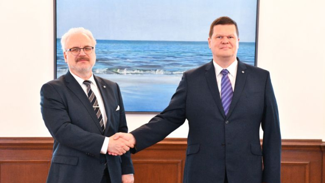 Valsts prezidents tiekas ar zemkopības ministru Kasparu Gerhardu