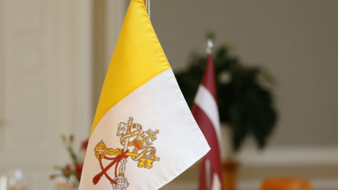 Valsts prezidents Rīgas pilī tiekas ar Svētā Krēsla Cilvēka integrālās attīstības dikastērija prefektu